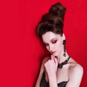 "Фотосессия в красном" макияж: Елена Будовниц фото: Александра Загряжская Рябичева 